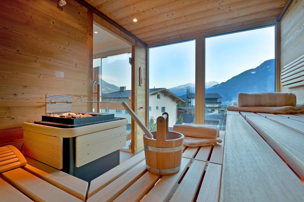 Das Sonnleiten Ski- Und Motorradhotel Bruck Im Zillertal Bruck am Ziller Екстер'єр фото