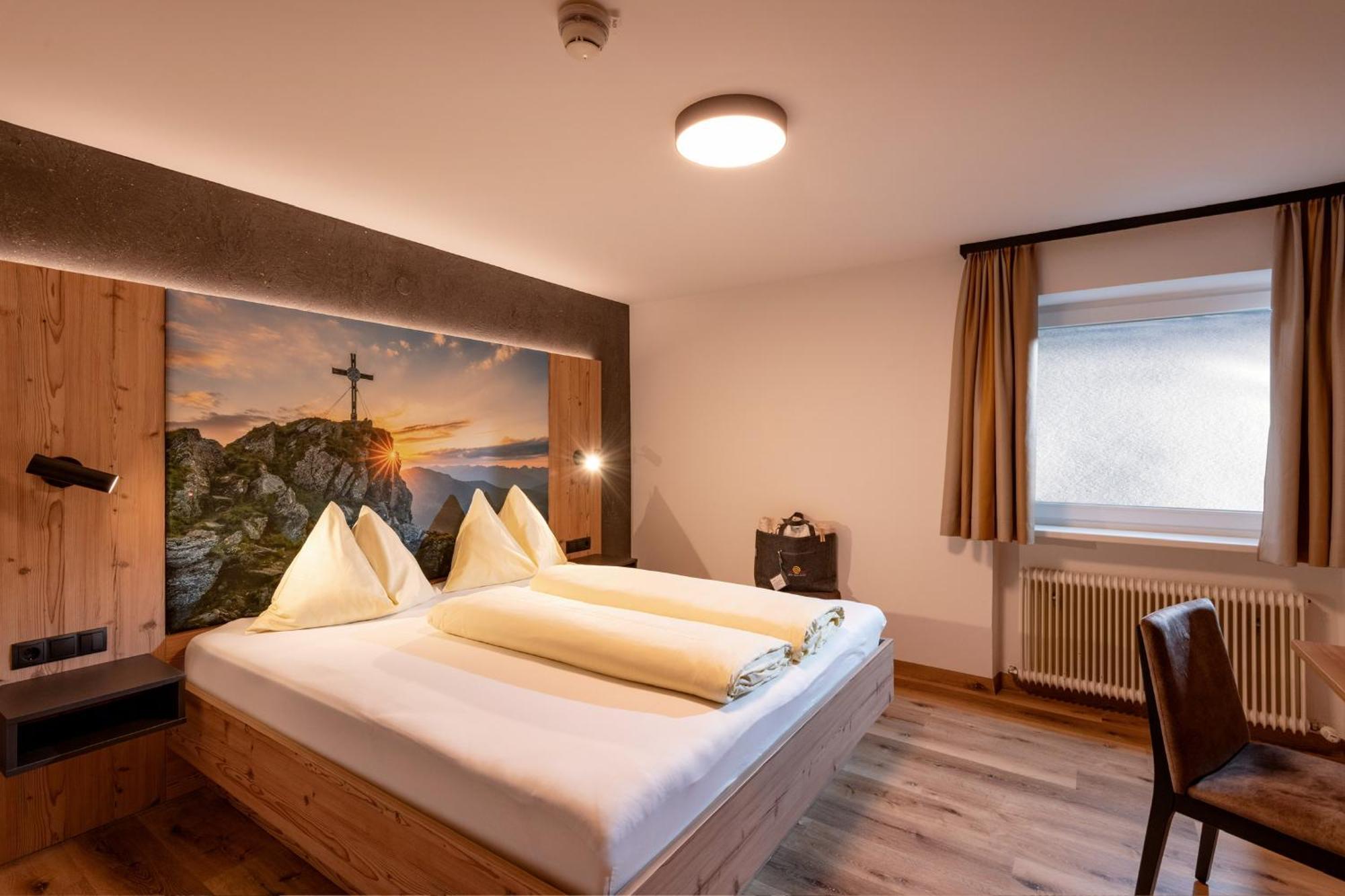 Das Sonnleiten Ski- Und Motorradhotel Bruck Im Zillertal Bruck am Ziller Екстер'єр фото
