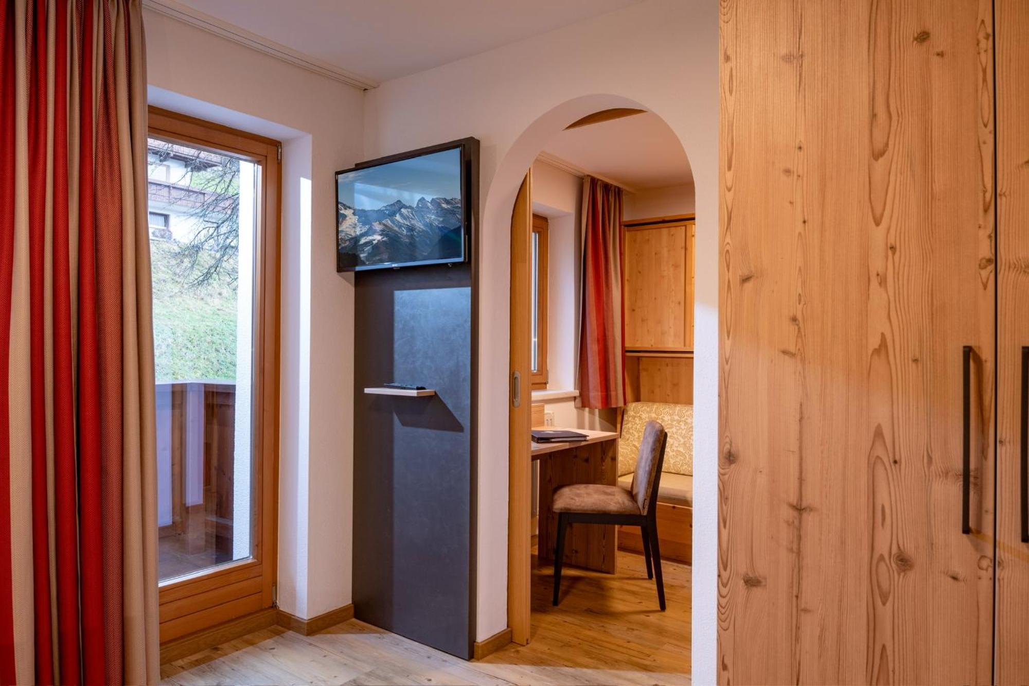 Das Sonnleiten Ski- Und Motorradhotel Bruck Im Zillertal Bruck am Ziller Екстер'єр фото